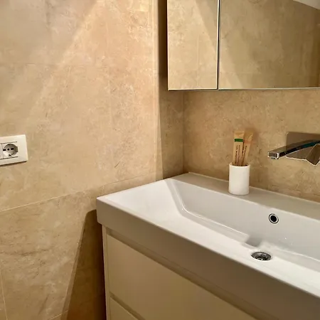 Peaceful Hidden Gem Near Metro A And Colosseum Apartamento Roma